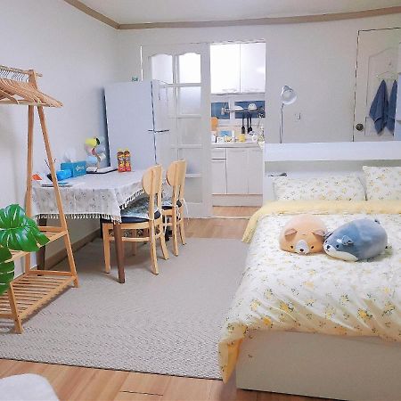 Отель Jenny House Сеул Экстерьер фото